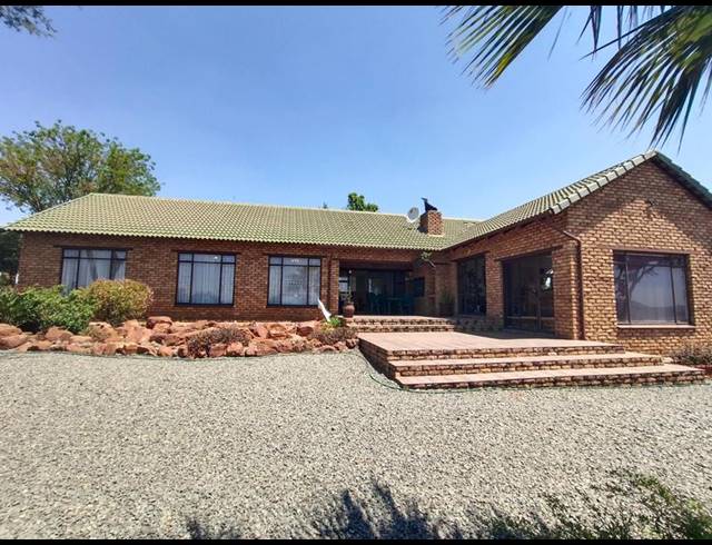 3 BEDROOM HOUSE FOR SALE IN BLUE SADDLE RANCHES